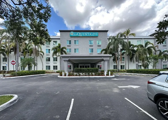 La Quinta Inn & Suites By Wyndham Sawgrass
