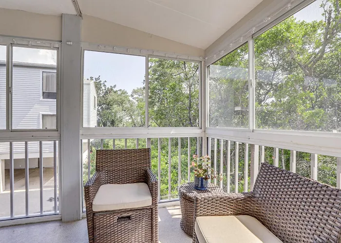 Holmes Beach Condo Near Anna Maria: Pool Access!
