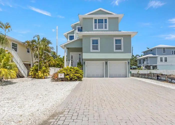Pelican Villa