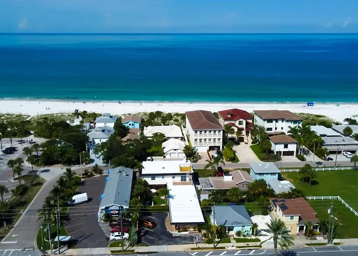 Carousel Suites -Redington Shores