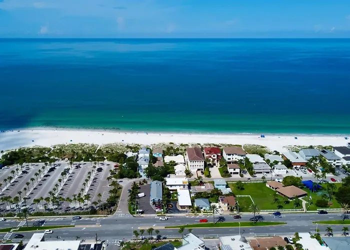 Carousel Suites -Redington Shores