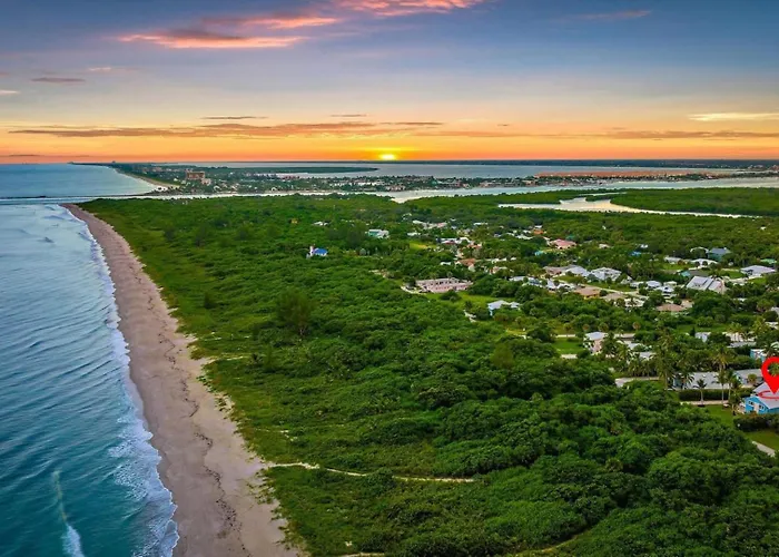 Hutchinson Island Beach Retreat - Ground Floor Condo - Pets Welcome