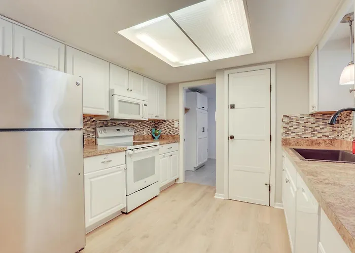 10 Mi To Anna Maria Island: Bradenton Family Home