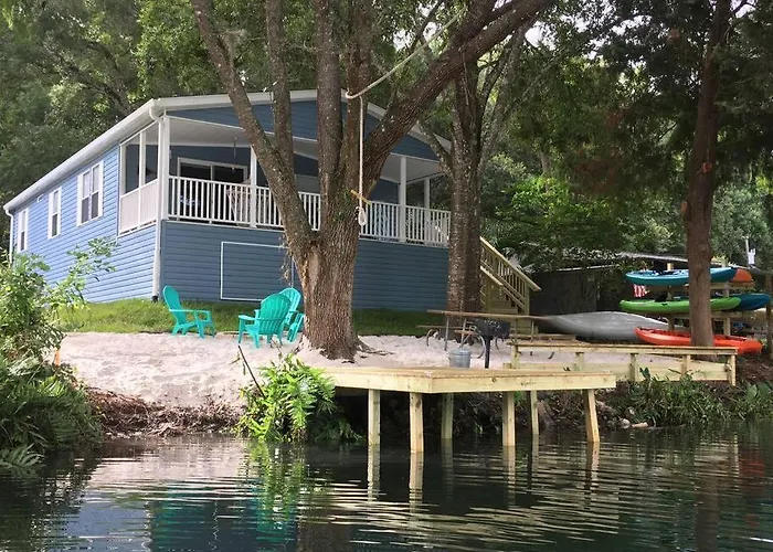 The Chuby Mermaid - Weeki Wachee River Access Waterfront With Paddlecraft
