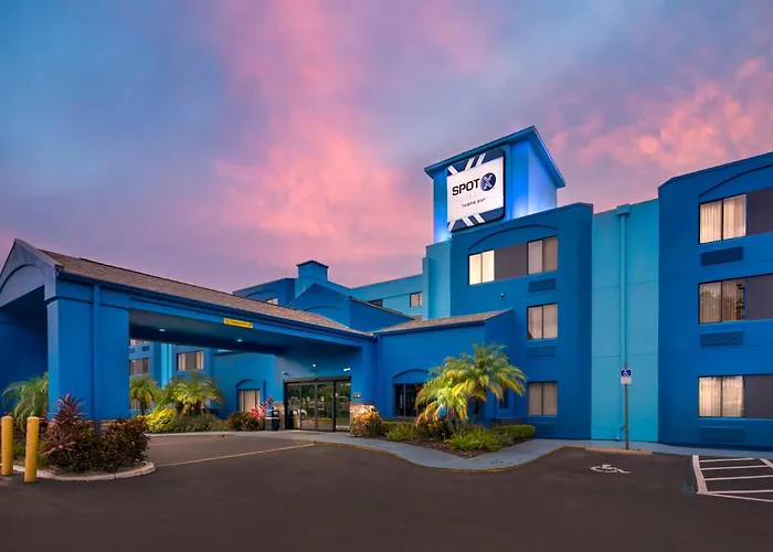 Spot X Hotel Tampa - Wesley Chapel By The Red Collection