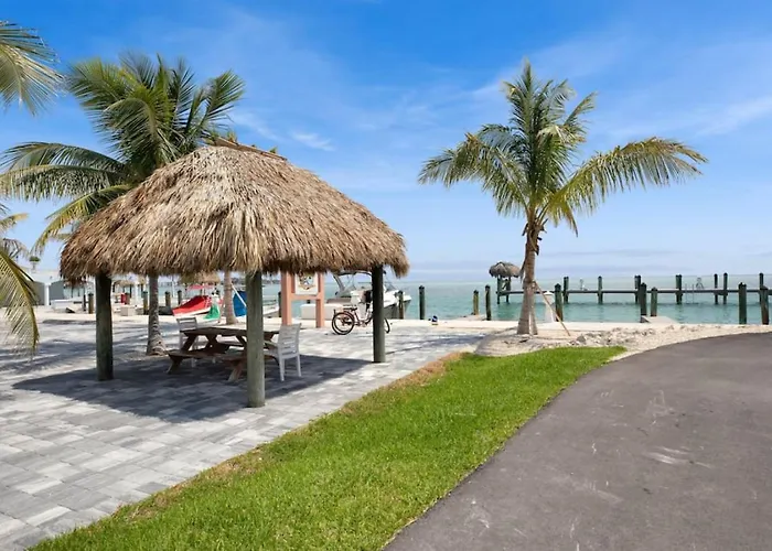 Ocean Isles Rustic Inn