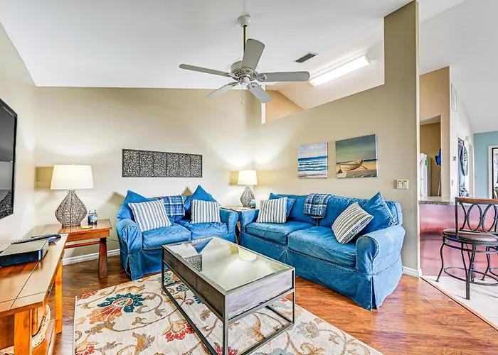 Sunny Canal-View Villa W/ Lanai In Sebring!