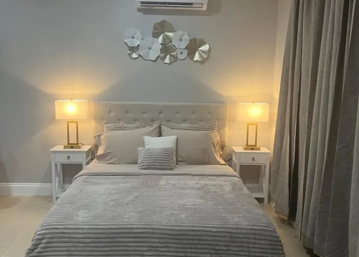 Peaceful Florida Studio