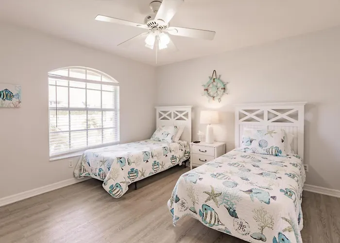 1395 Marco Island