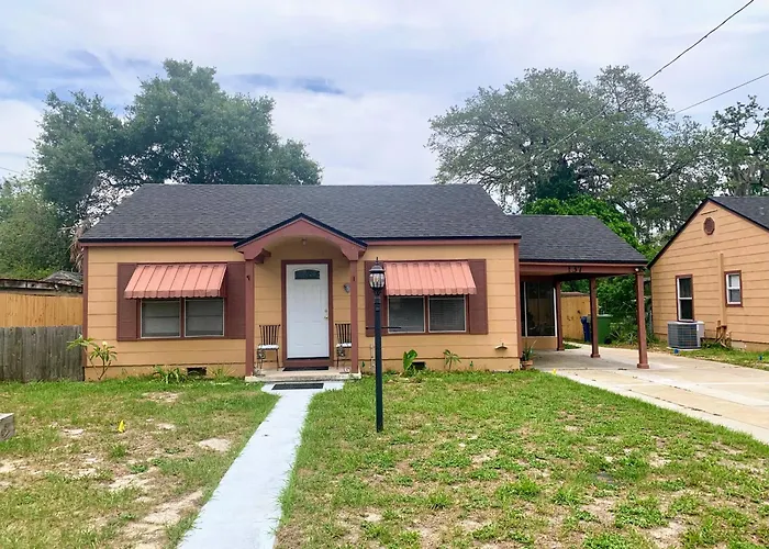 Sweet Cottage