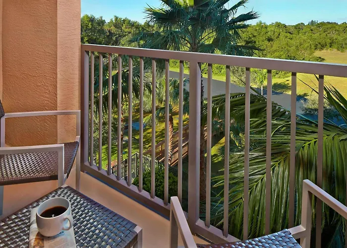 Courtyard By Marriott Stuart