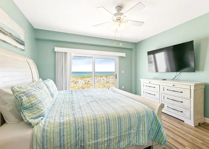 Portside Villa, No 36 Pet Friendly Beachfront Paradise Retreat