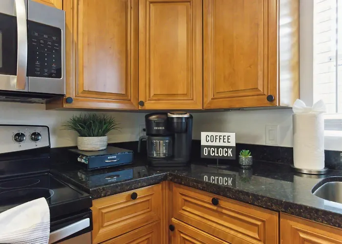 3Br Heated Pool Close To Beach