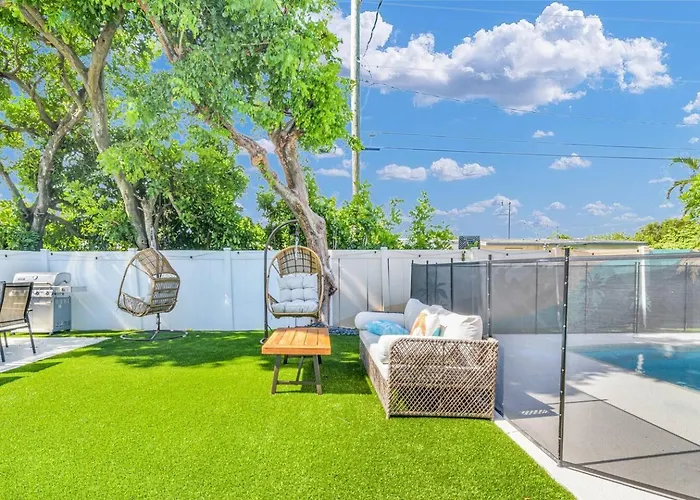 Surfs Up - 4 Bdrm House W Pool