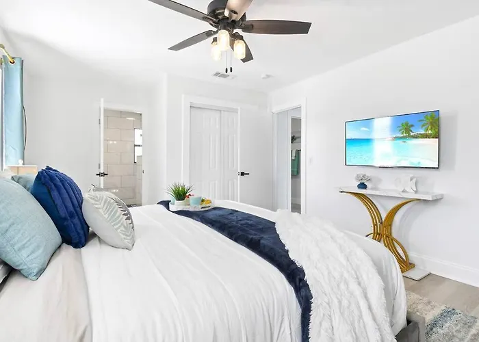 Tranquil Retreat Heated Pool, Spa, & Pool Table
