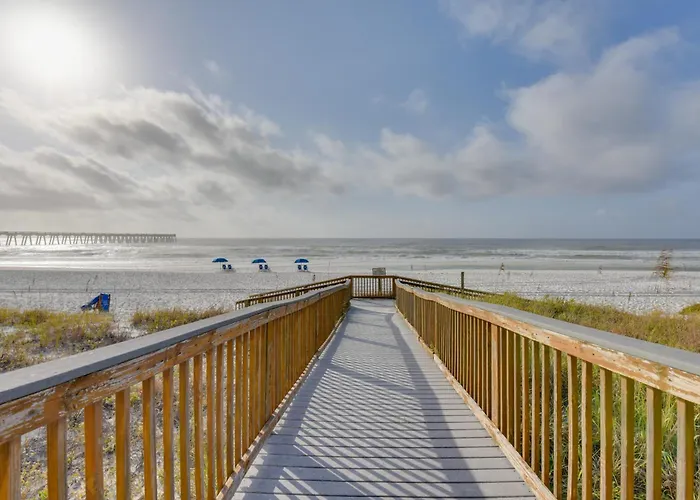 Ocean-View Balcony, Steps To Sand: Navarre Escape!