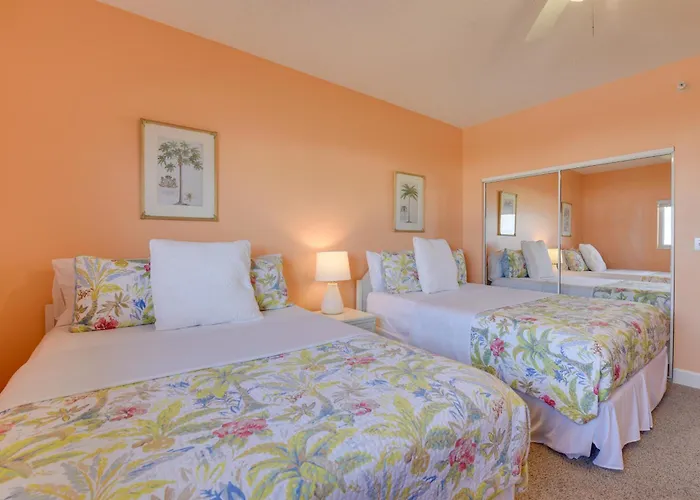Ocean-View Balcony, Steps To Sand: Navarre Escape!