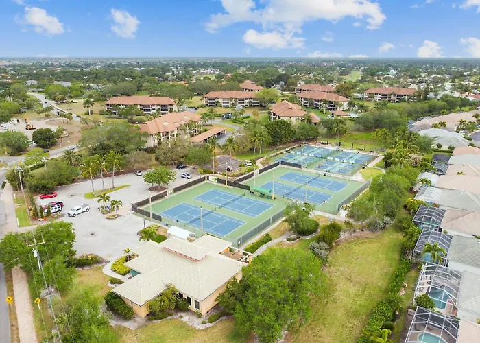 Fabulous Golf And Marina Community Condo