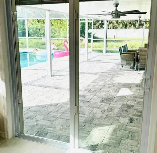 Coral Breeze - Remodeled Pool Game Room For 8!