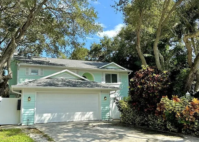 Vero Oaks Stroll To Beach Includes Mini Golf And Jacuzzi