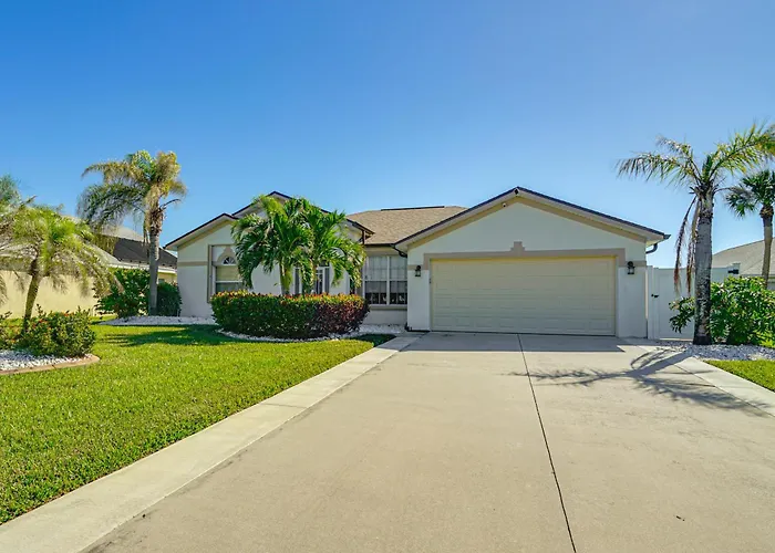 Sunny Fort Myers Home W/ Heated Pool!