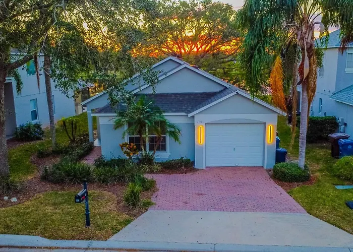 3 Bedrooms Orlando Pool Home And Lake View
