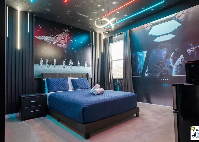 Deluxe Themed Private Rooms - Ensuite Bath & Pool Access By Casa Da Jura