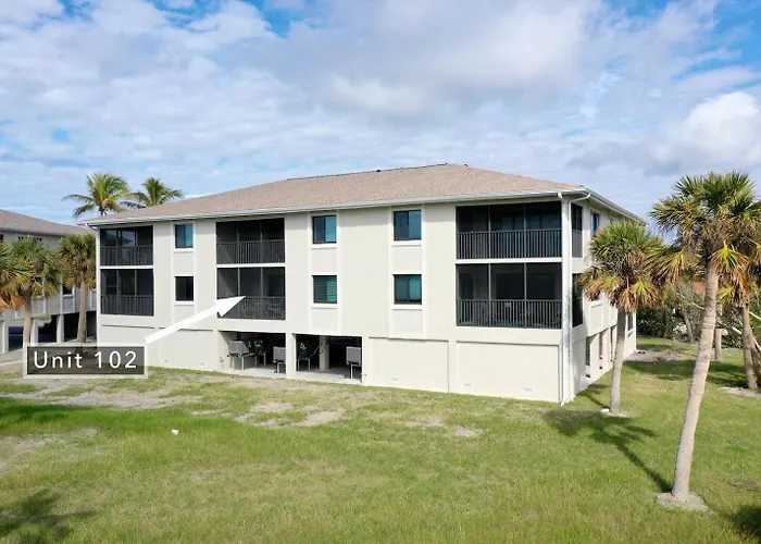 Sandpiper Beach 102