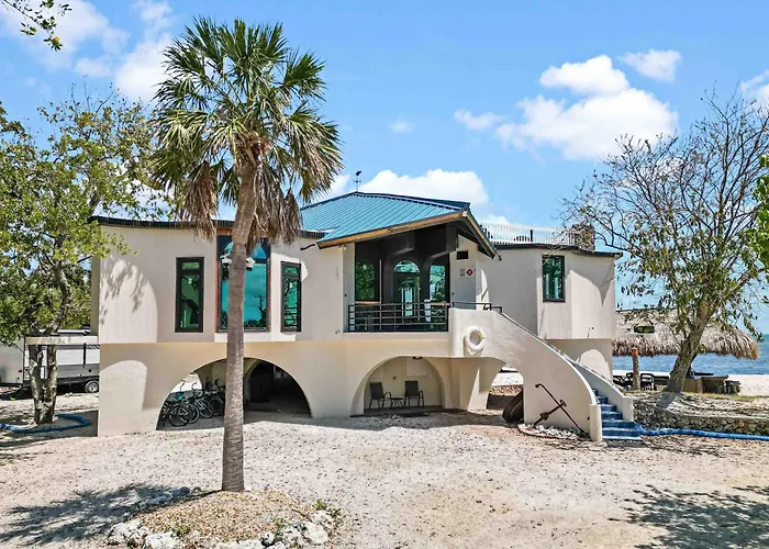 Barnacle Resort