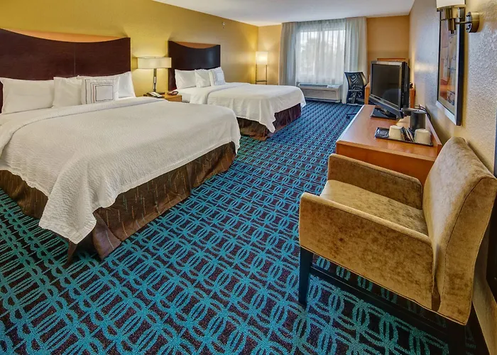 Fairfield Inn And Suites By Marriott Naples