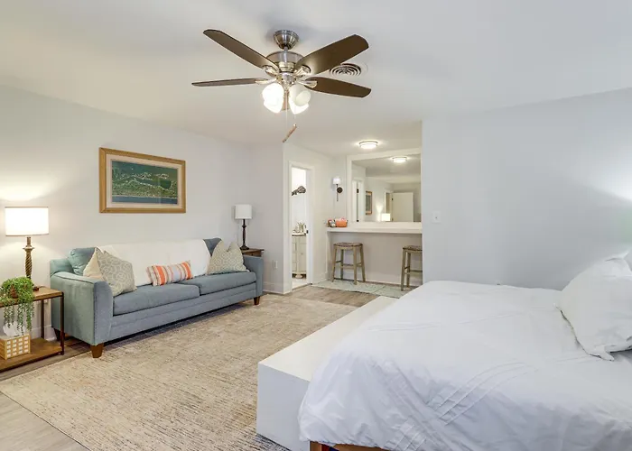 6 Mi To Shore: Vero Beach Family Home