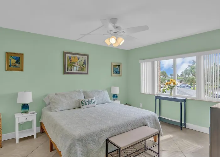 Private Beach Resort Condo, Hutchinson Island, Fl