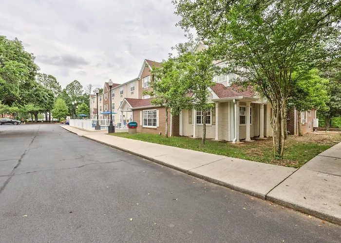 Mainstay Suites