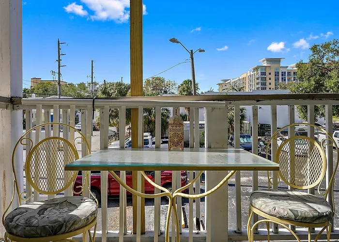 Retro Retreat In Dtsp - Explore The Downtown Area