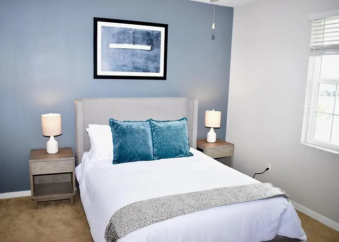 Landing Modern Apartment With Amazing Amenities