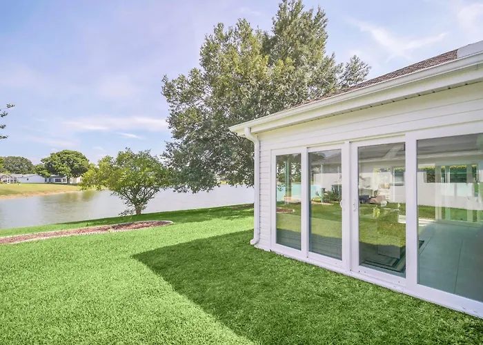 Waterfront 3Bed In The Villages