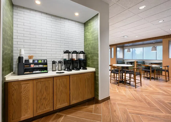 Fairfield By Marriott Inn & Suites Orlando At Millenia