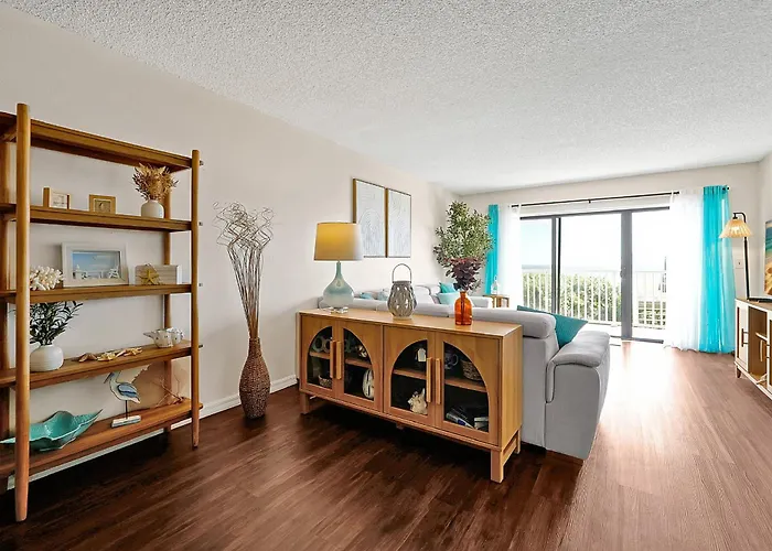 Stunning Beachfront Apartment Near Cocoa Beach Pier