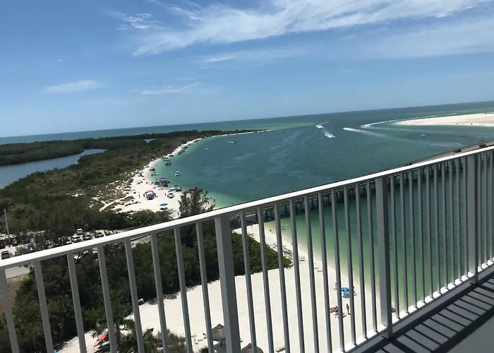 Beachfront Lovers Key