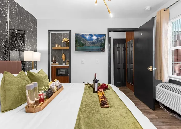 Isla Suites