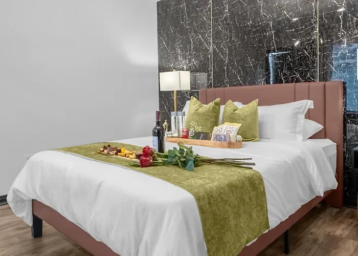 Isla Suites