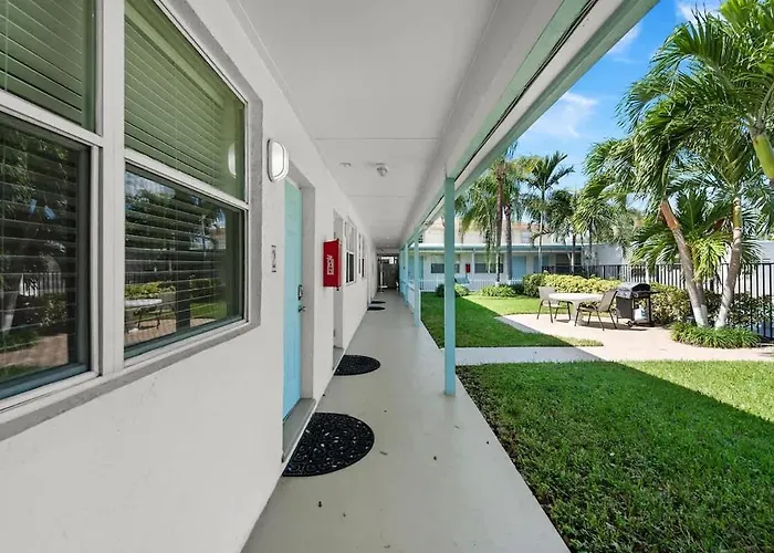 Studio With Pool In Lake Worth Near Beach