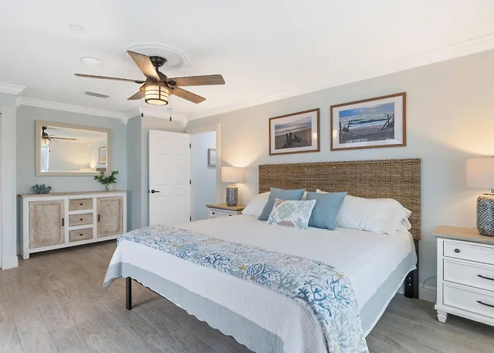 Water Side Condo In Sebastian Fl