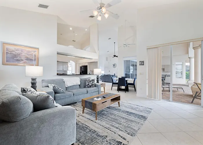 Waterfront Bliss Retreat Sailboat Access And Heated Pool