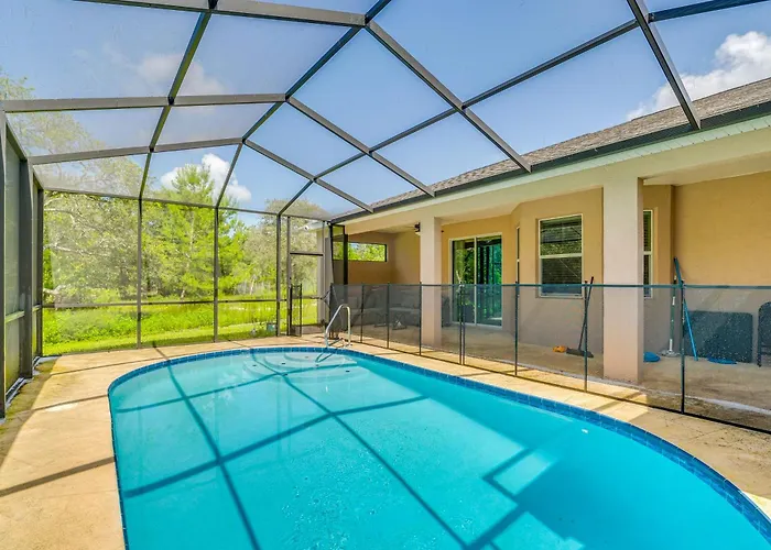 5 Mi To Weeki Wachee Springs! Poolside Retreat
