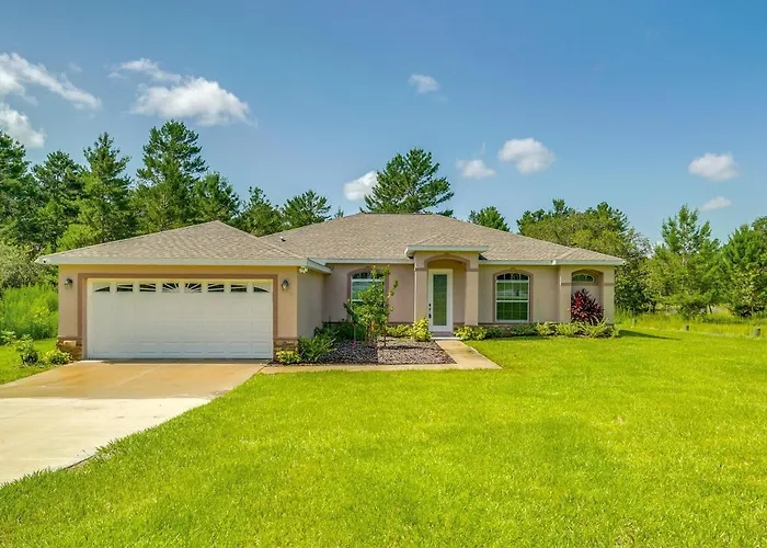 5 Mi To Weeki Wachee Springs! Poolside Retreat