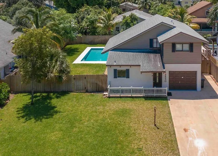 Wonderful Tropical Pool House Delray Near Ocean