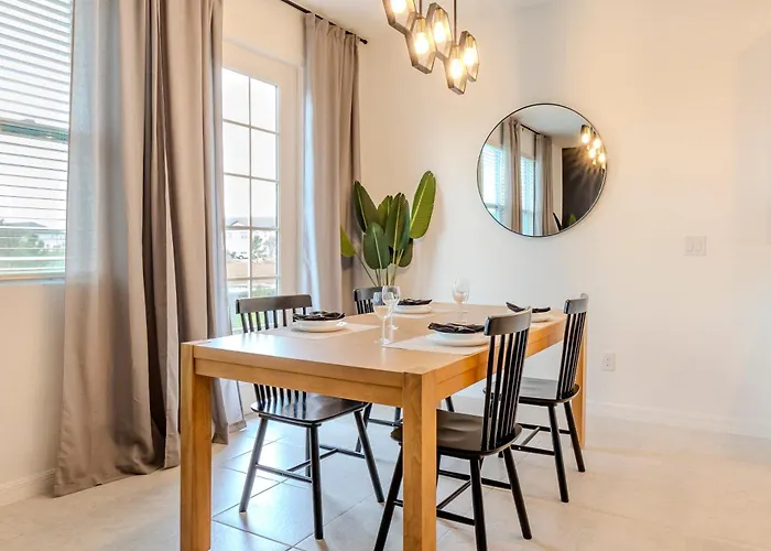 Pet Friendly Luxury Escape Minutes From Disney 347