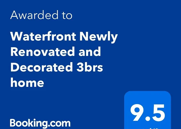Waterfront Newly Renovated And Decorated 3Brs Home
