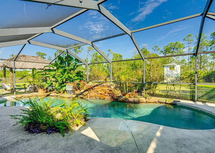 2 Mi To Boat Ramp: Home In Bokeelia